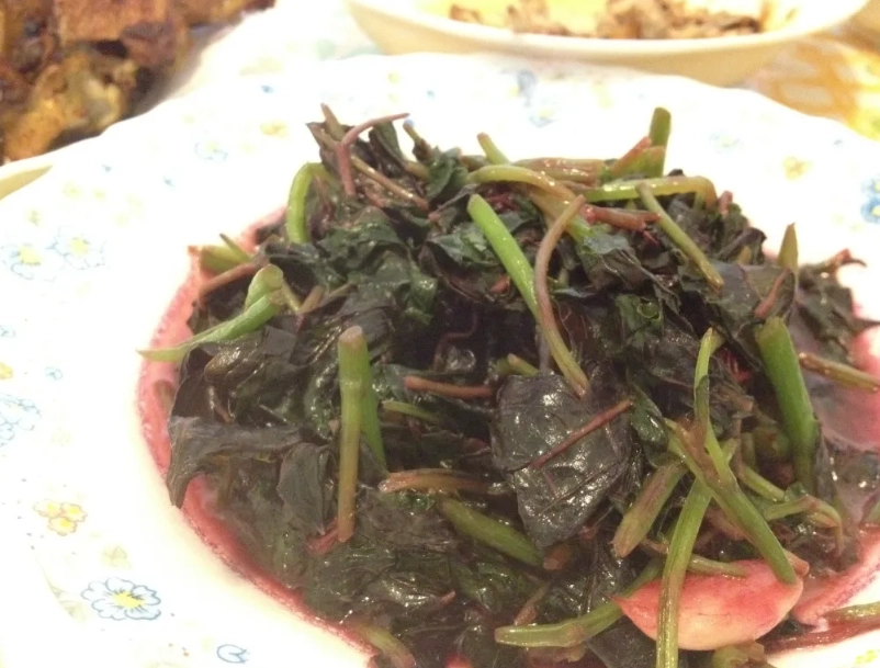 莧菜湯 莧菜湯