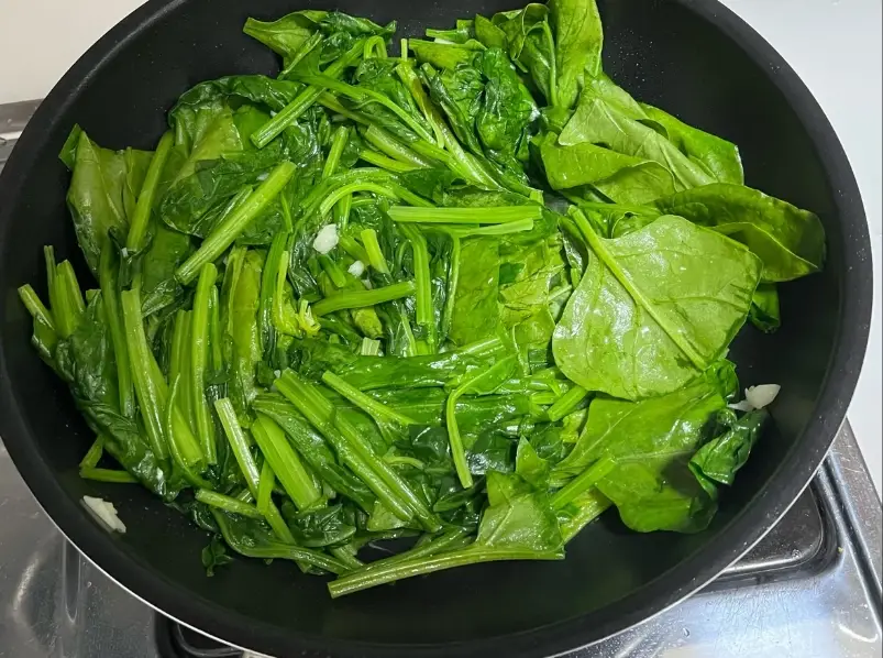菠菜怎麼炒不澀 菠菜怎麼炒不澀