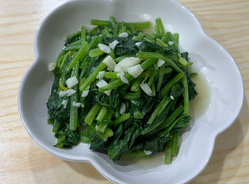 炒菠菜做法 炒菠菜做法