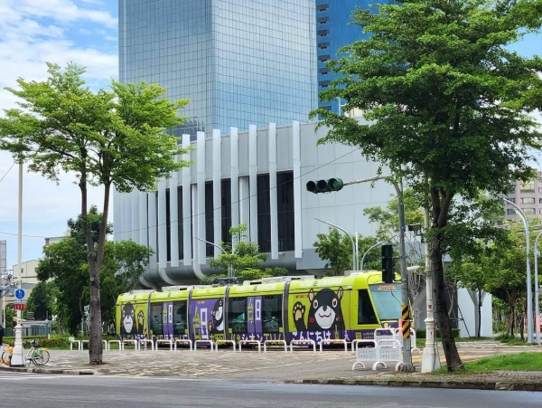 高雄輕軌美食 高雄輕軌美食