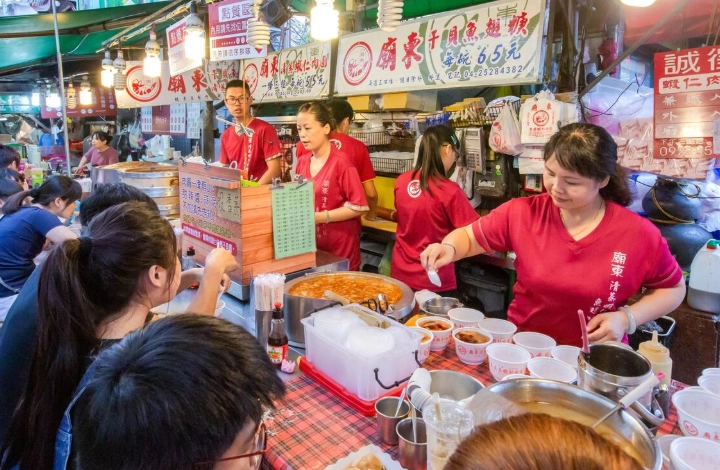 廟東夜市 營業時間