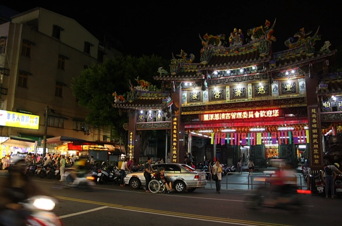 廟東夜市 營業時間