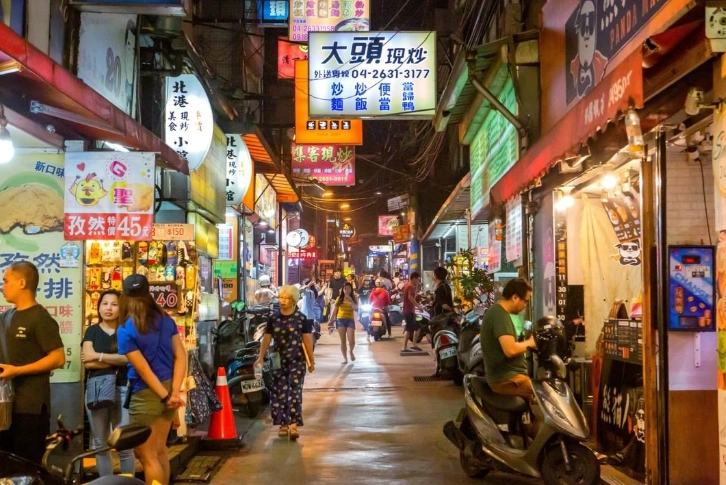 東海夜市營業時間全攻略：避開人潮、規劃完美夜市之旅