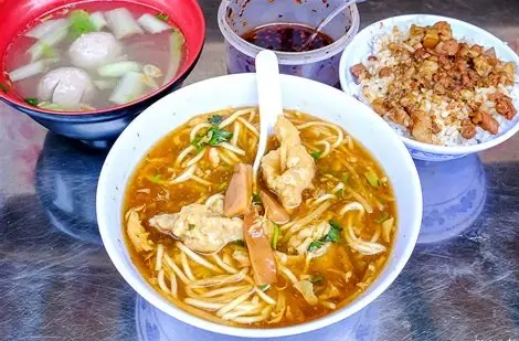 梧棲必吃美食TOP 10：海鮮天堂與隱藏小吃全攻略